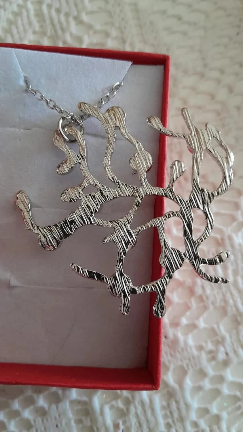 Belle's "Tree of Life" necklace, from the Disney movie Beauty and the Beast – photo 3